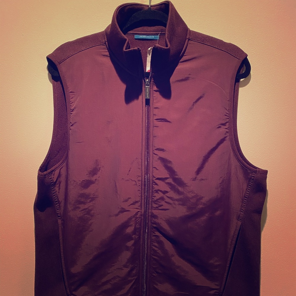 Perry Ellis Casual Dress Vest - Sleek!